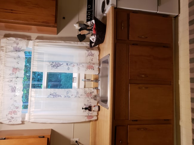 Building Photo - 117 Wilkes St