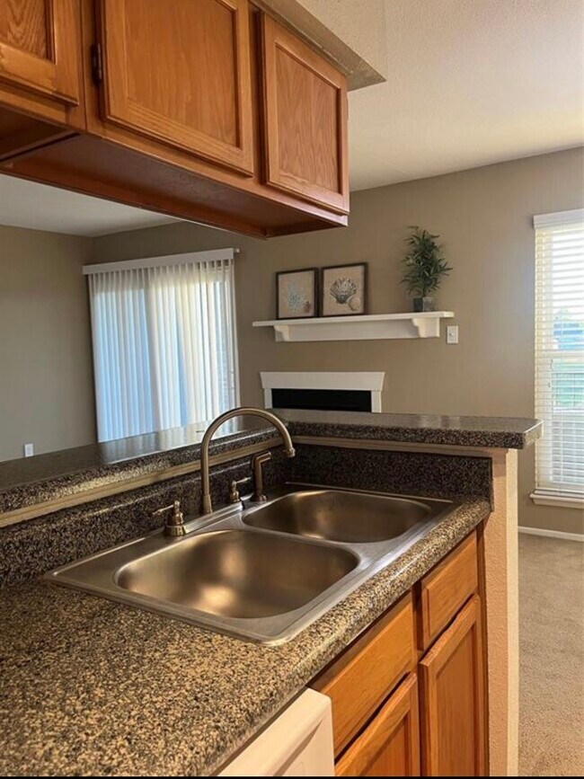 Building Photo - 18511 Egret Bay Blvd