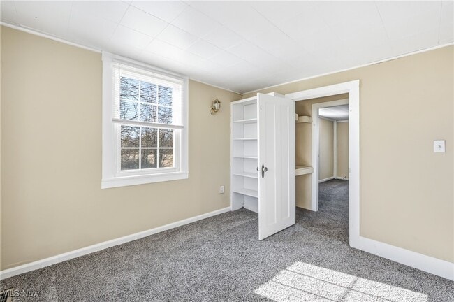 Building Photo - 12192 Leffingwell Rd