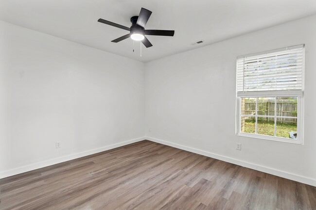 Building Photo - 4617 Brookwood Ct