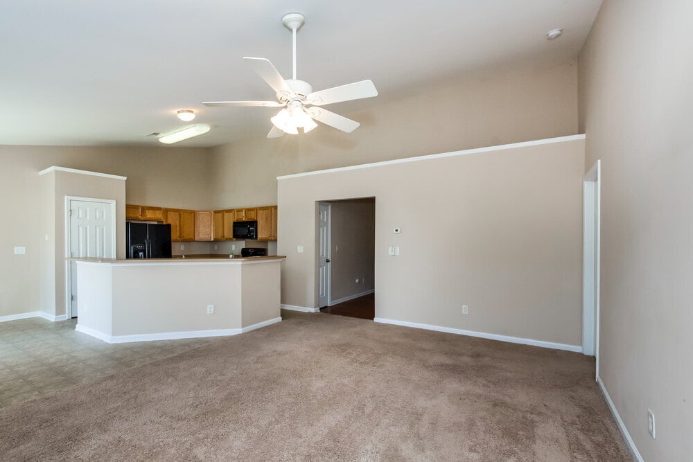 Building Photo - 722 Hope St