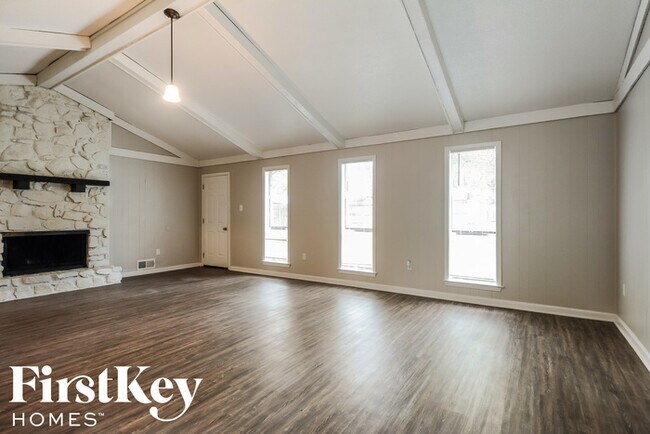Building Photo - 6030 Elk Grove Rd