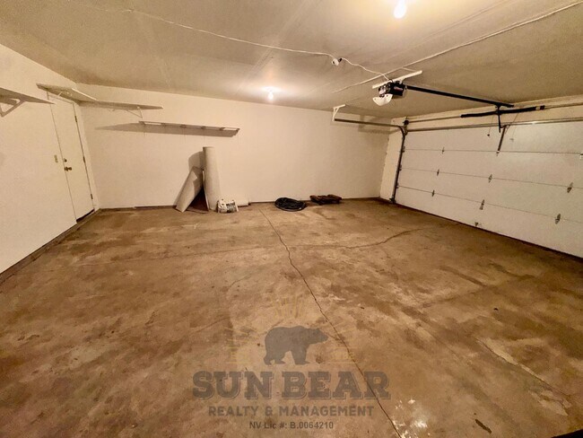 Building Photo - 3 Bedroom Mill Creek Home Available Now!