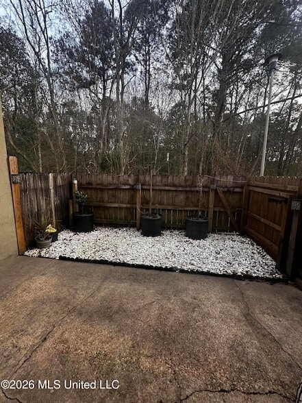 Building Photo - 1625 Martin Bluff Rd