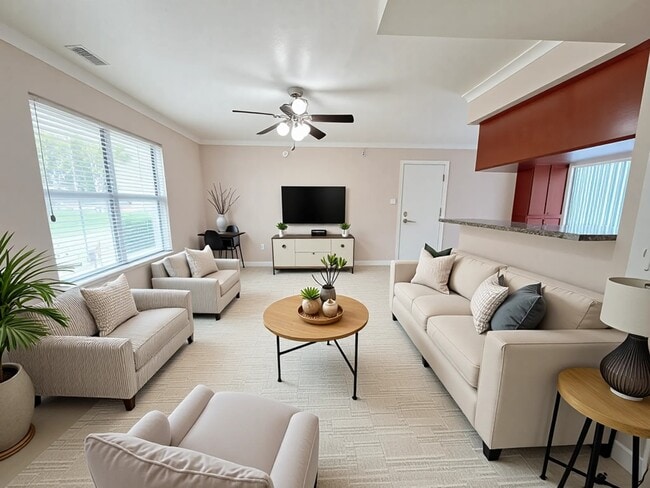 Building Photo - 208 Laurie Ln