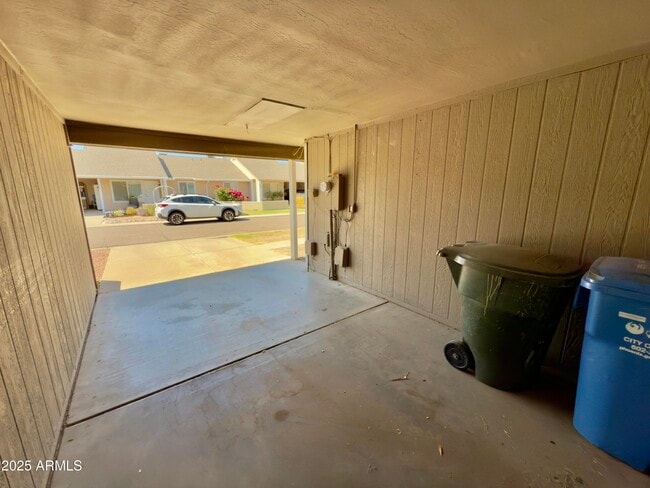 Building Photo - 4448 E Fremont St