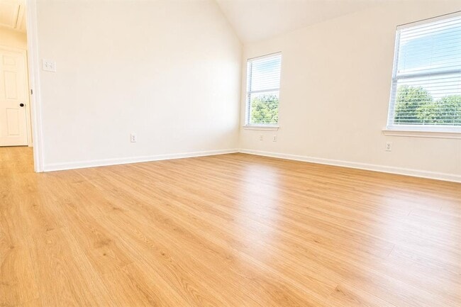 Building Photo - 4205 Bent Wood Ct