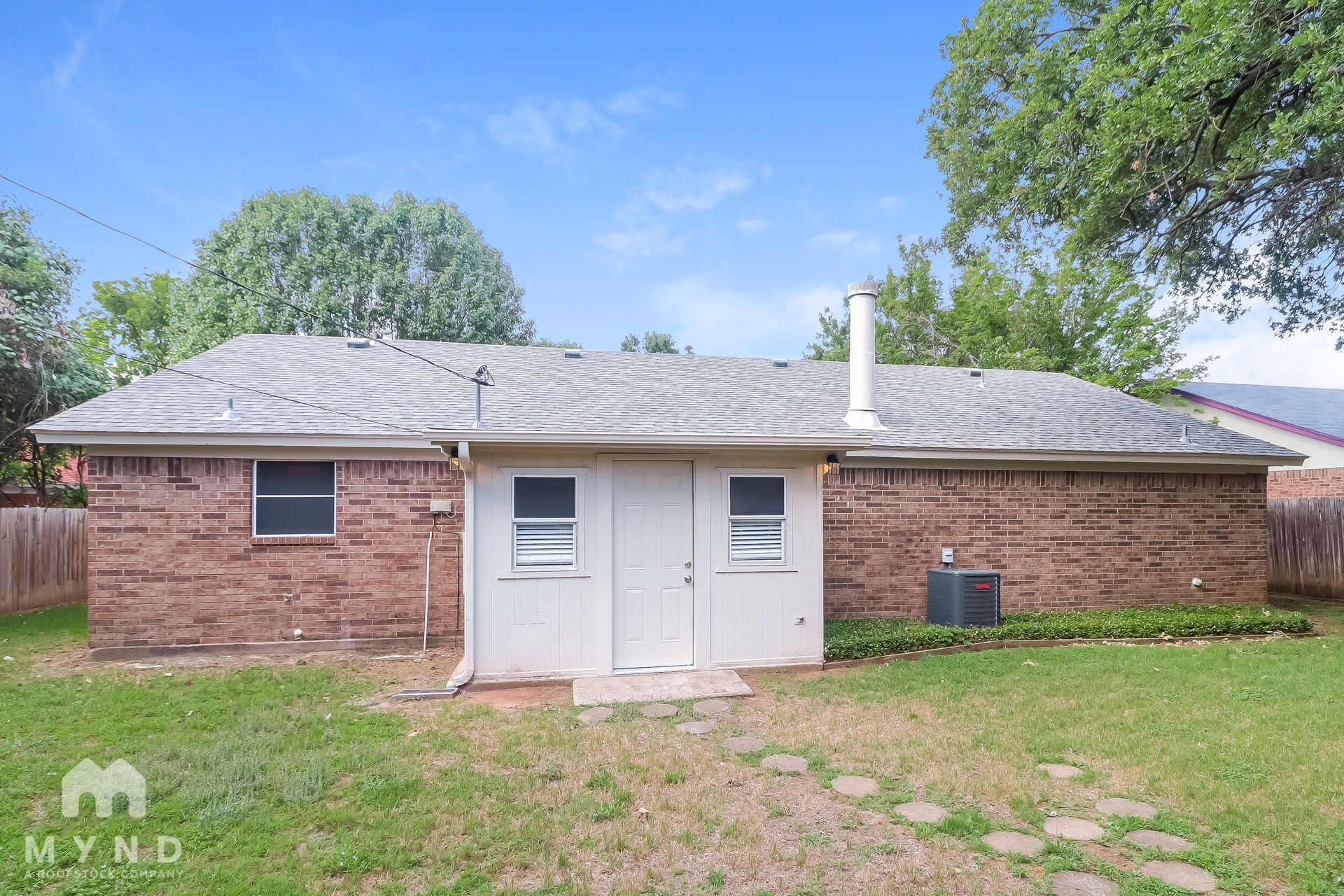 Building Photo - 4303 Gentle Springs Dr