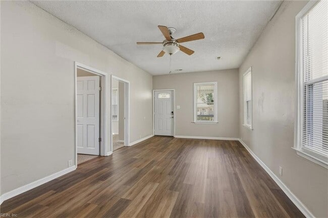 Building Photo - 720 Forbes St