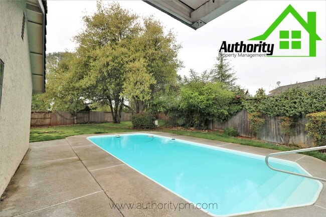 Building Photo - 3610 Sunwood Dr