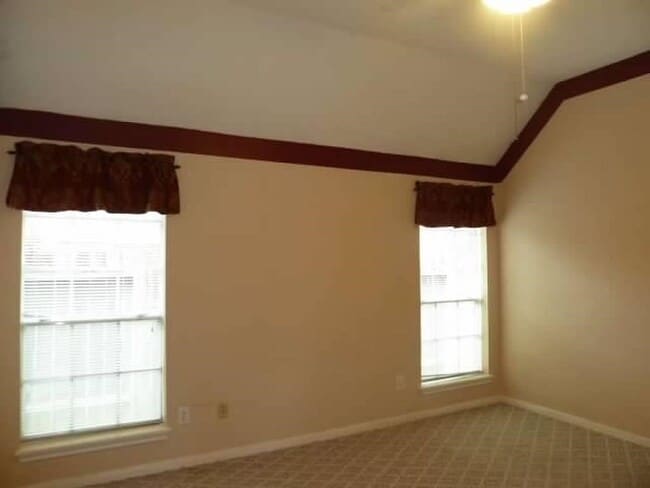 Building Photo - 4542 Springfield Lakes St