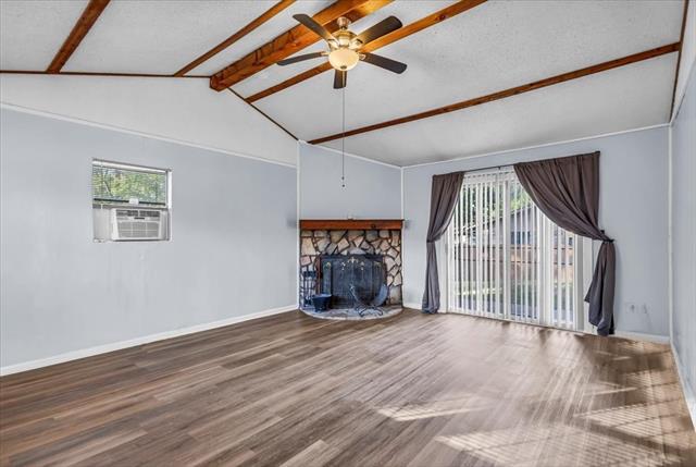 Building Photo - 2323 Breckenridge St