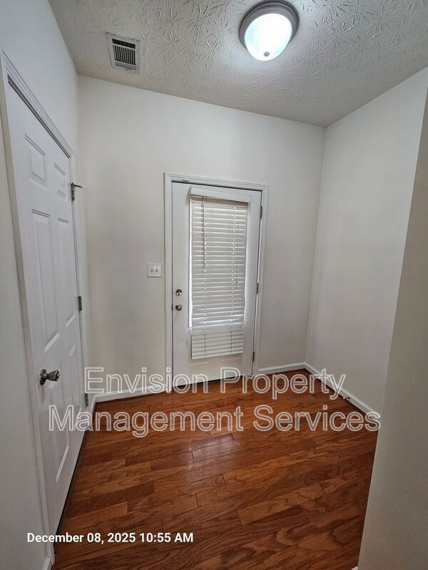 Building Photo - 2976 Viero Ct