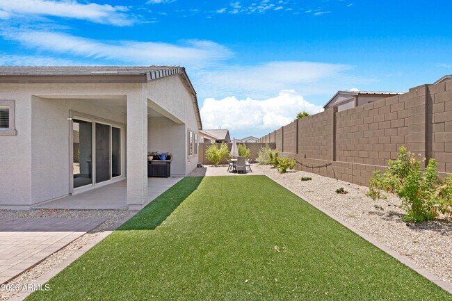 Building Photo - 20132 W Catalina Dr