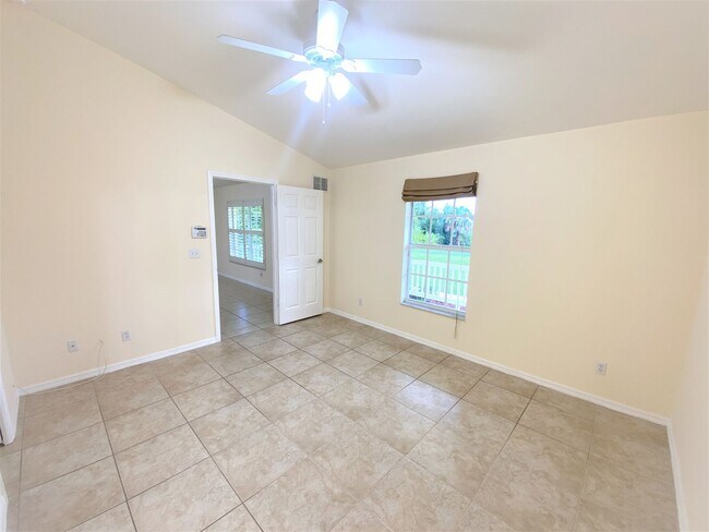 Building Photo - ** GOLDEN GATE ESTATES ** 3 BED / 2 BATH -...