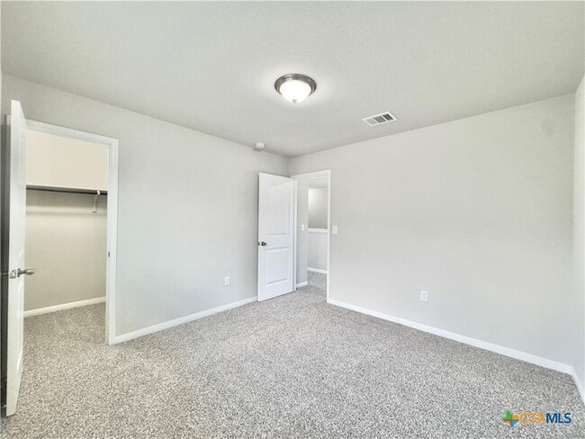 Building Photo - 308 Craters of the Moon Blvd