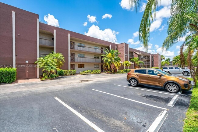 Building Photo - 7020 Nova Dr