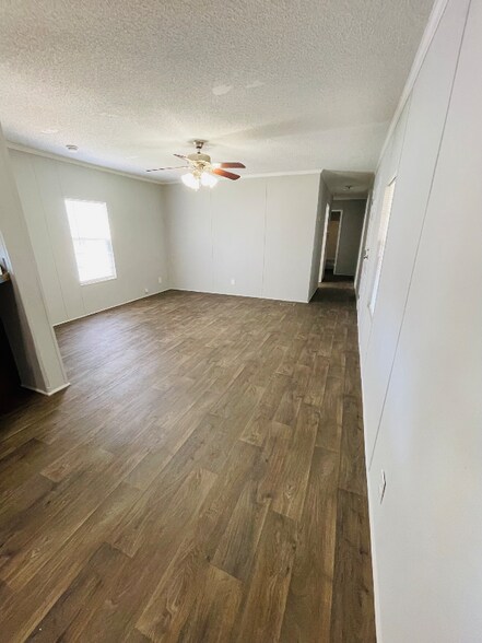 Building Photo - 33230 Walker North Rd