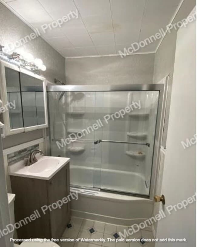 Building Photo - There is a $25 fee for the application and...