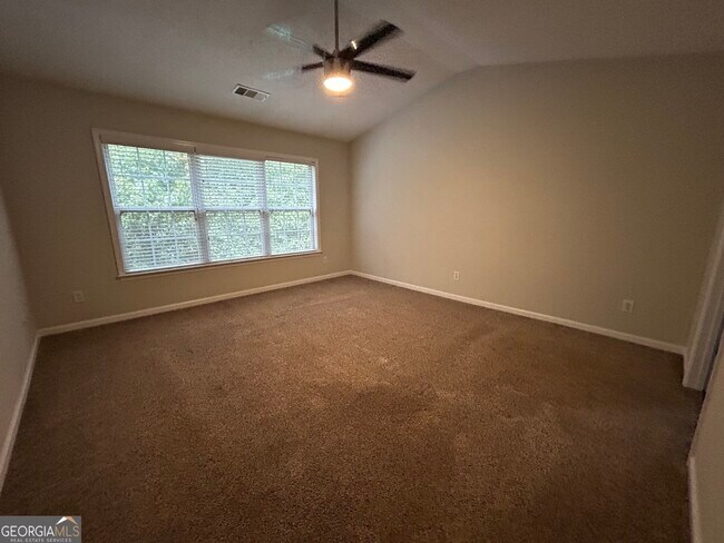 Building Photo - 745 Soneley Ct