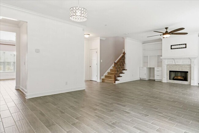 Building Photo - Welcome to Your Ideal Home: Where Luxury a...