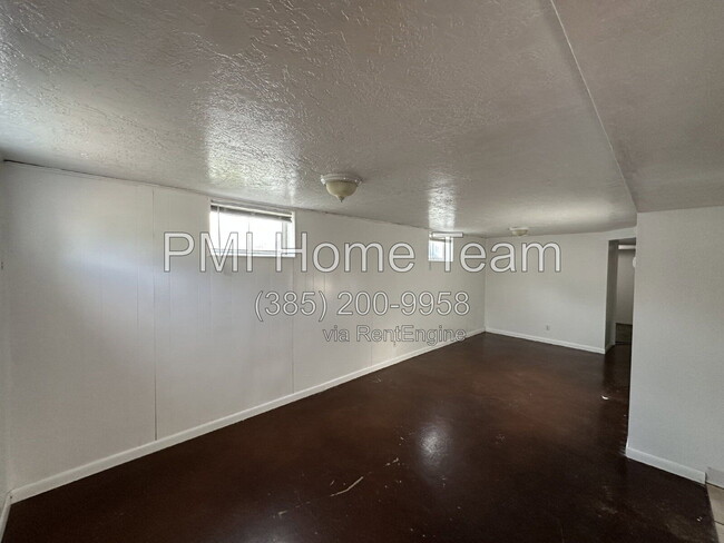 Building Photo - 567 E 4400 S