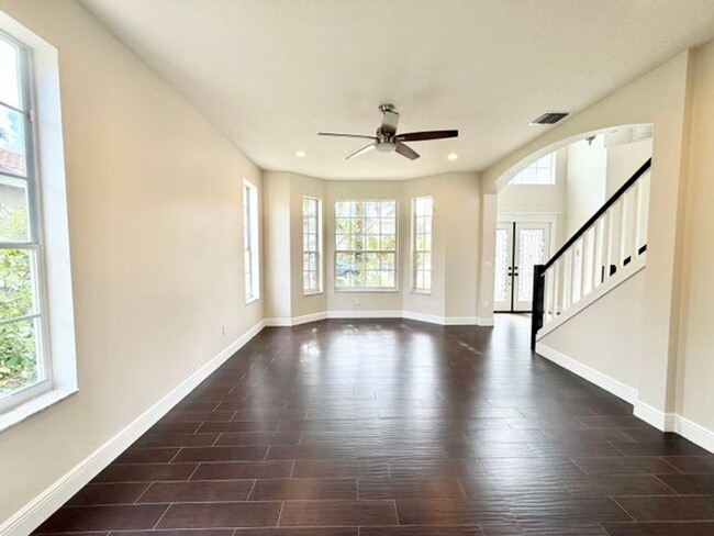 Building Photo - 12902 Hyland Cir