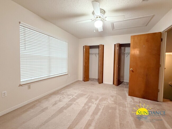Building Photo - 946 Ashley Ln