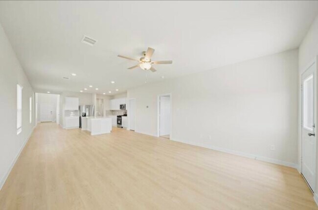 Building Photo - 7815 Ruth Ravine Ct