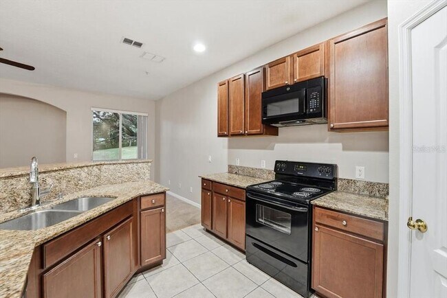 Building Photo - 757 Ashworth Overlook Dr