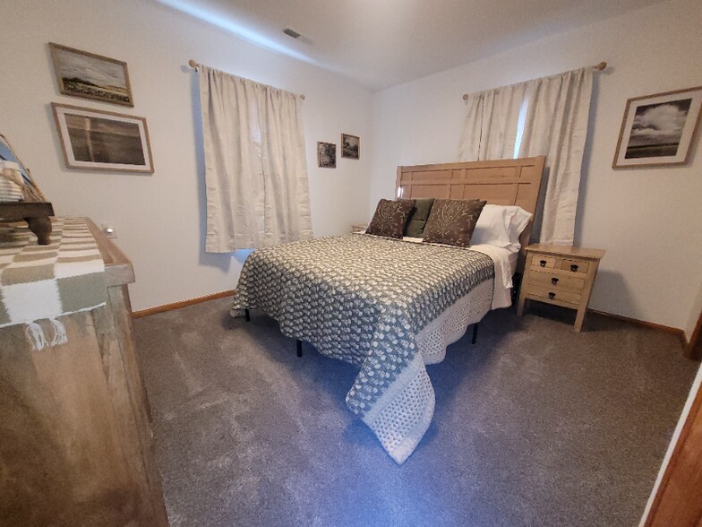 Building Photo - 1203 N Main St