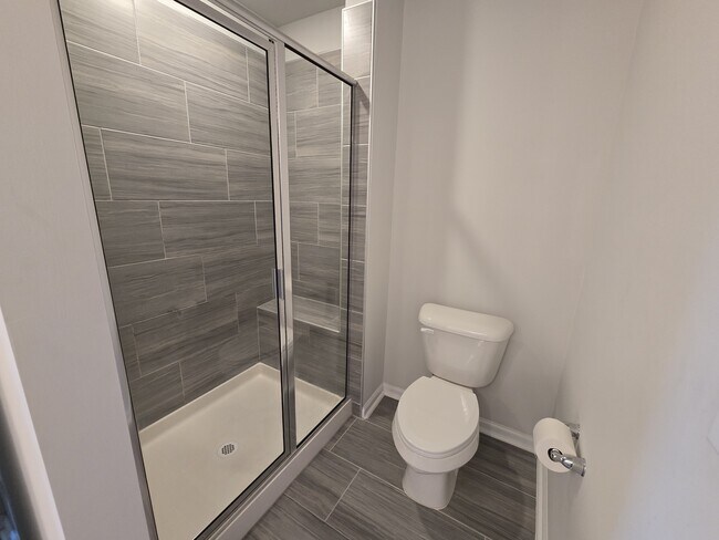 Building Photo - 6309 Truxton Ln