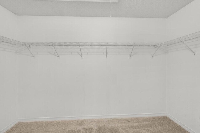 Building Photo - 9756 Seafarer's Way