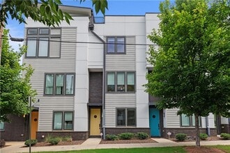 Building Photo - 415 Gartrell St SE