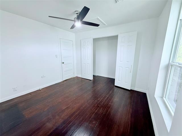 Building Photo - 727 W Day St