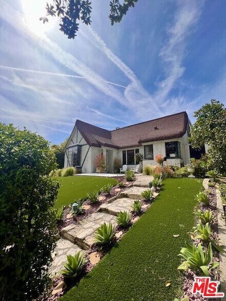 Building Photo - 219 Winchester Ave