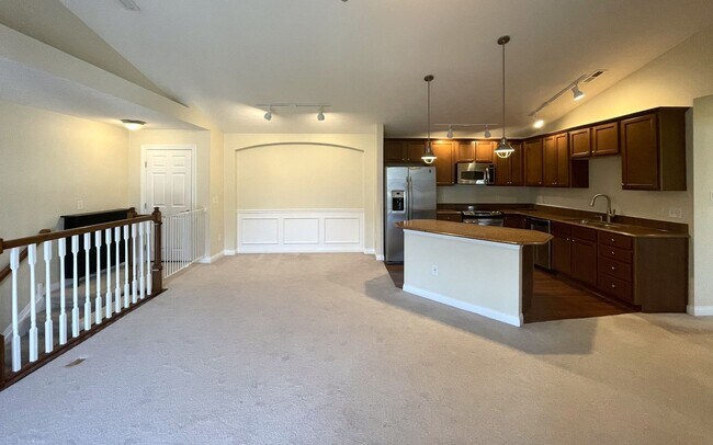 Building Photo - 5615 Frawley Dr