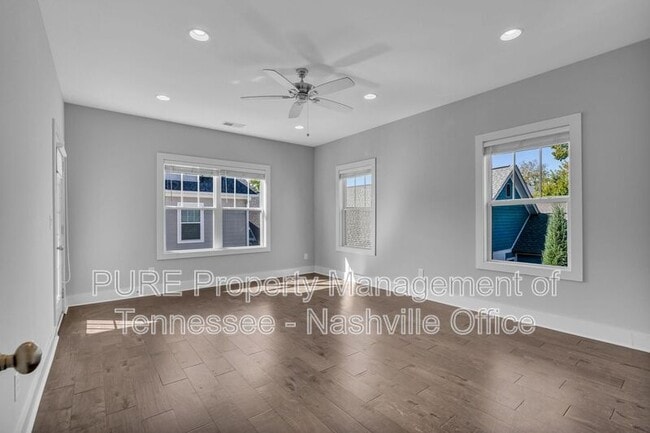 Building Photo - 1404 10th Ave N