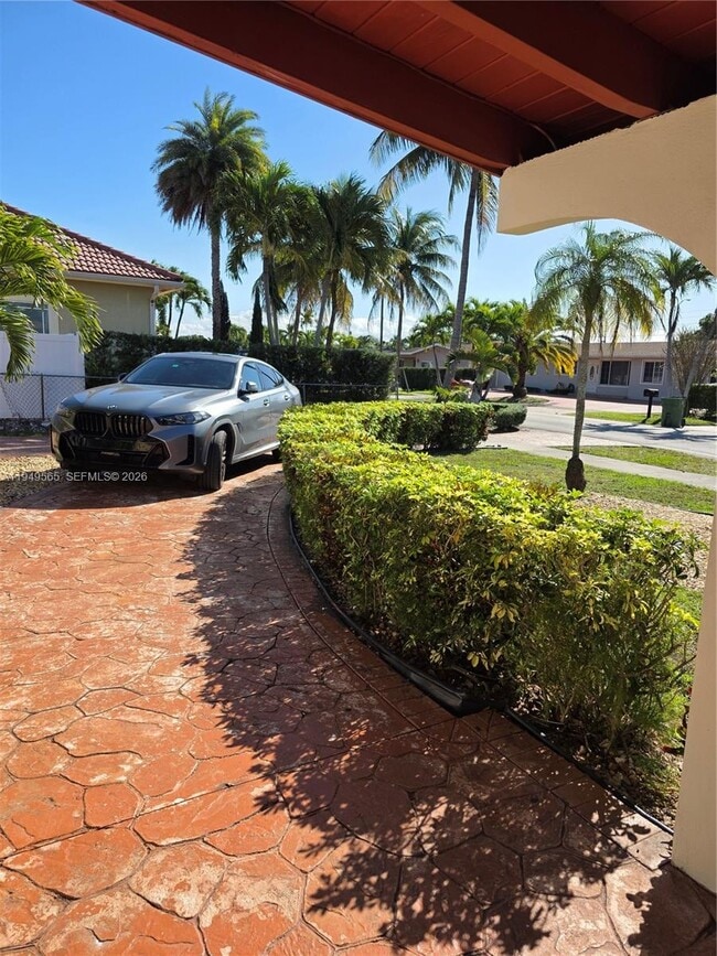 Building Photo - 1191 W 53rd Terrace