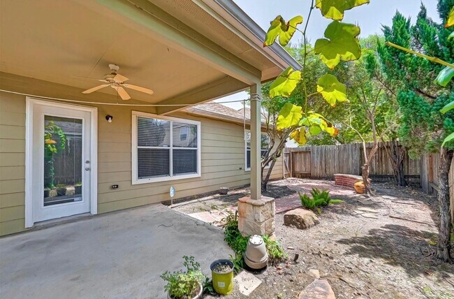 Building Photo - 26435 Marble Falls Bend