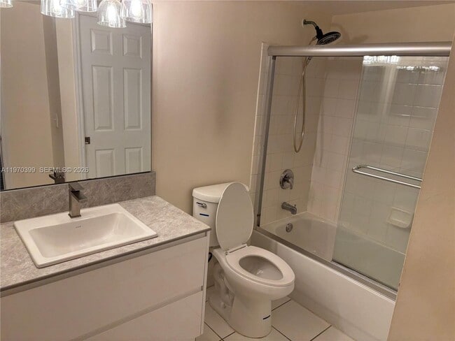 Building Photo - 2981 NE 185th St