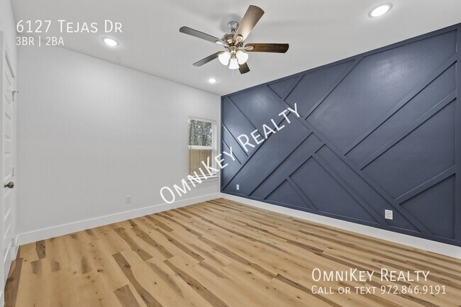 Building Photo - 6127 Tejas Dr