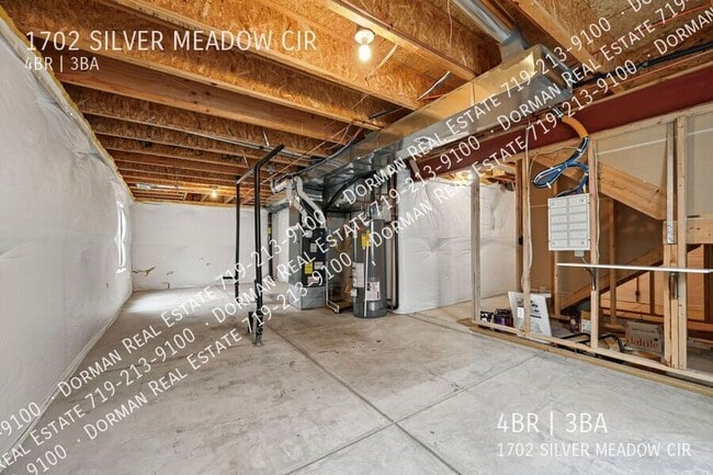 Building Photo - 1702 Silver Meadow Cir