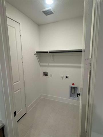 Building Photo - 7023 Lathrop Ln