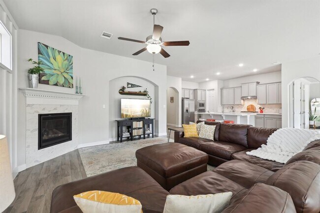 Building Photo - 712 Germander Rd