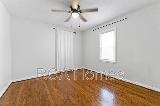Building Photo - 6125 Evanston Ave