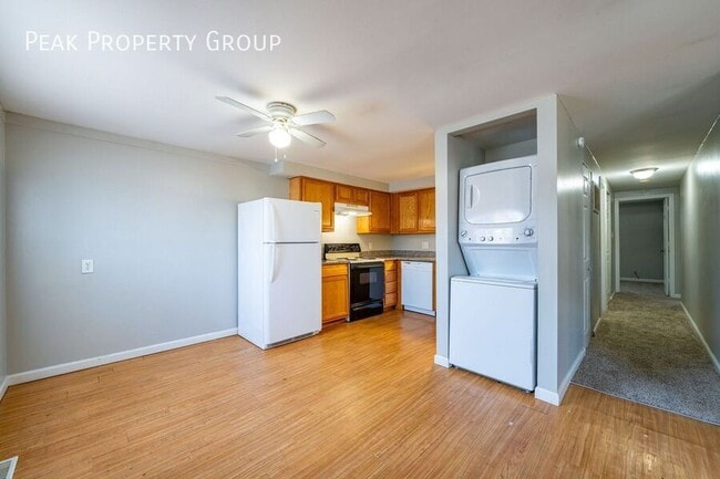 Building Photo - 509 Elsmere St