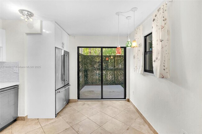 Building Photo - 3265 Virginia St