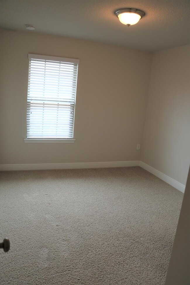 Building Photo - 8820 Little Cormorant Ln