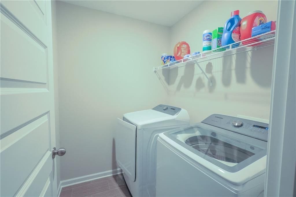 Building Photo - 225 Eva Way